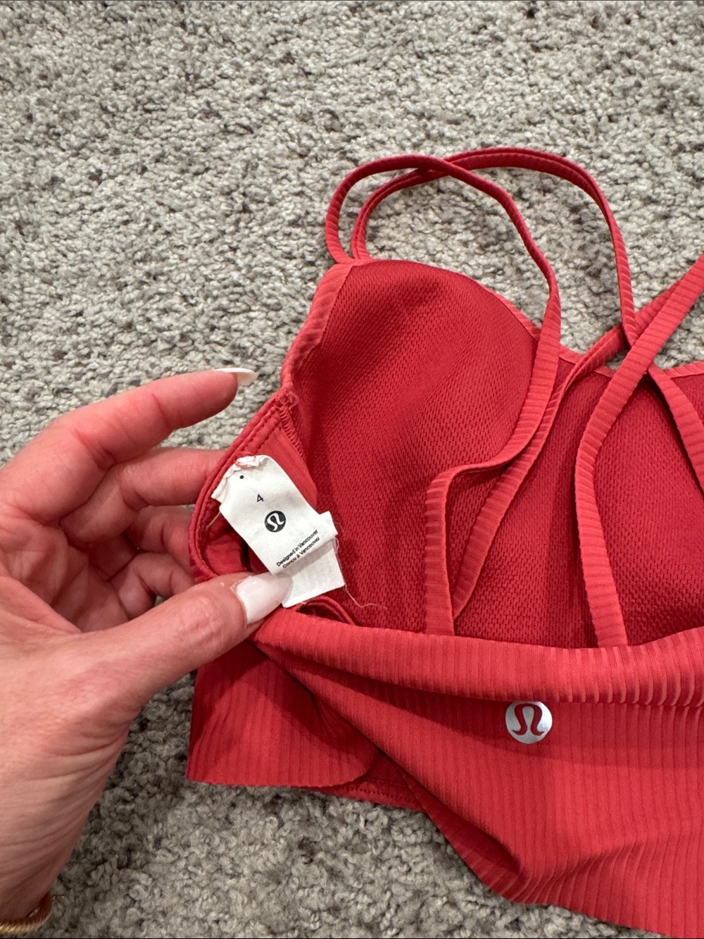 Lululemon sports bra sz 4 - Picture 3 of 4